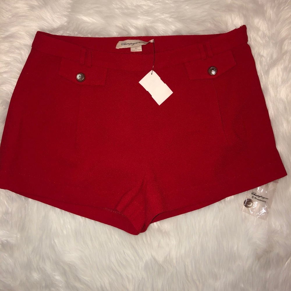 Shorts - Picture 5 of 6